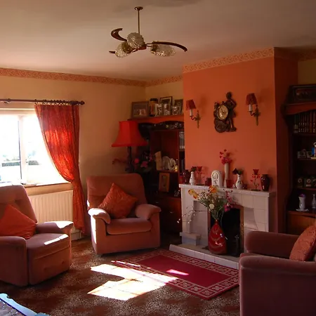 Findus House, Farmhouse Bed & Breakfast Macroom